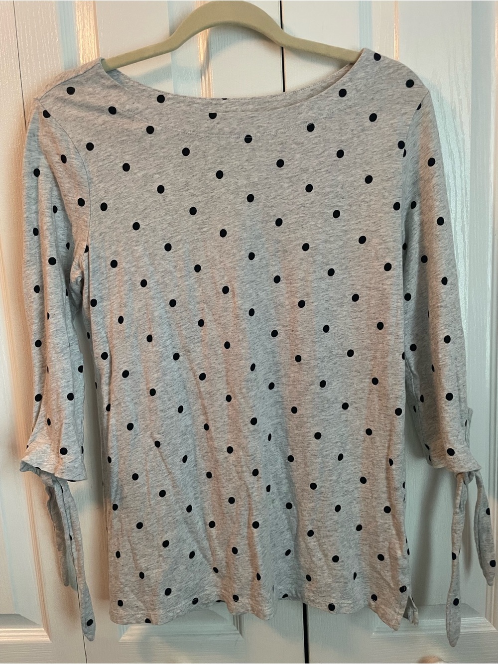 Old Navy Gray 3/4 Tie Sleeve Polka Dot Boatneck Top, Small